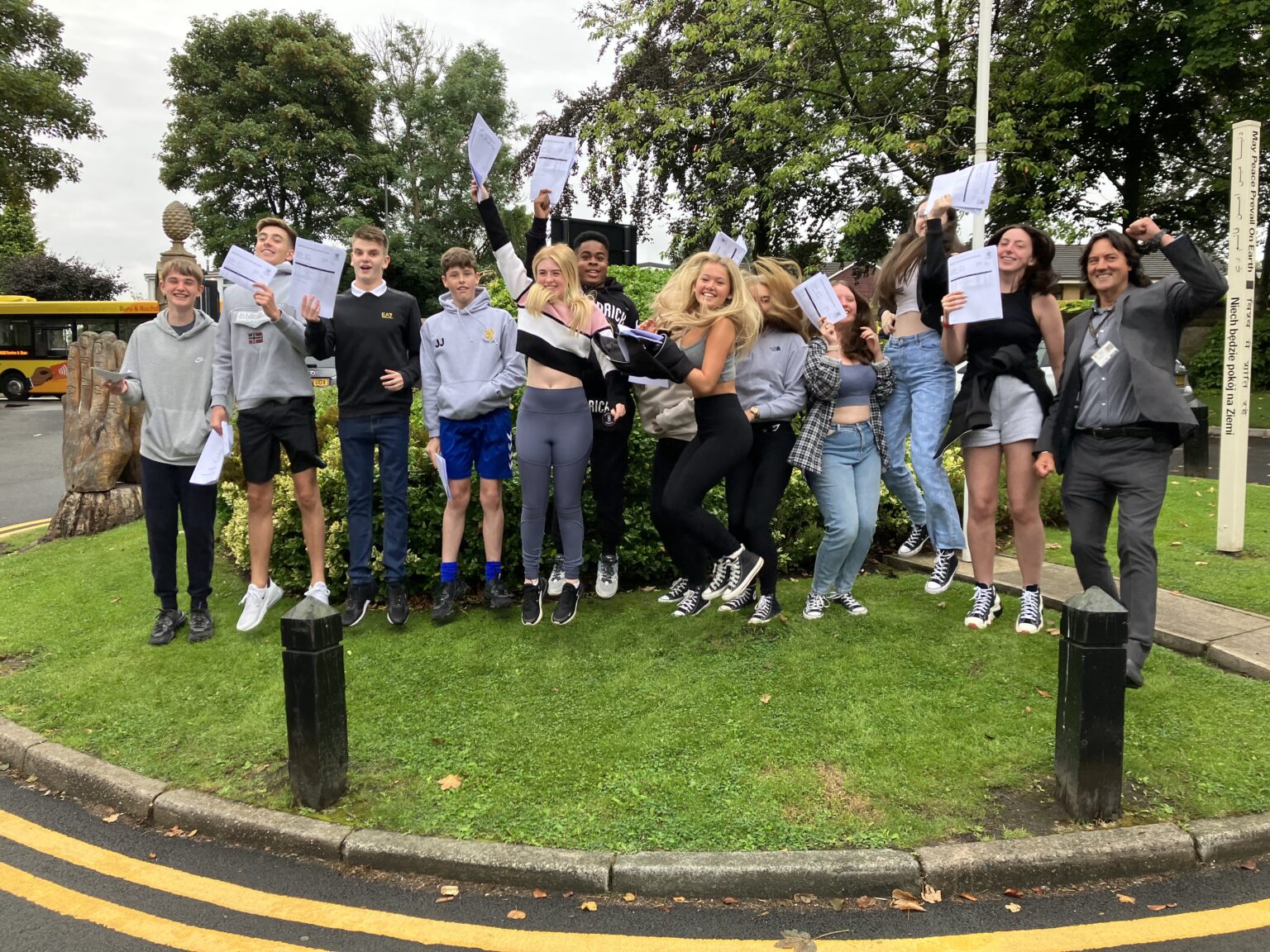 fantastic-results-for-our-year-11s-crompton-house-school